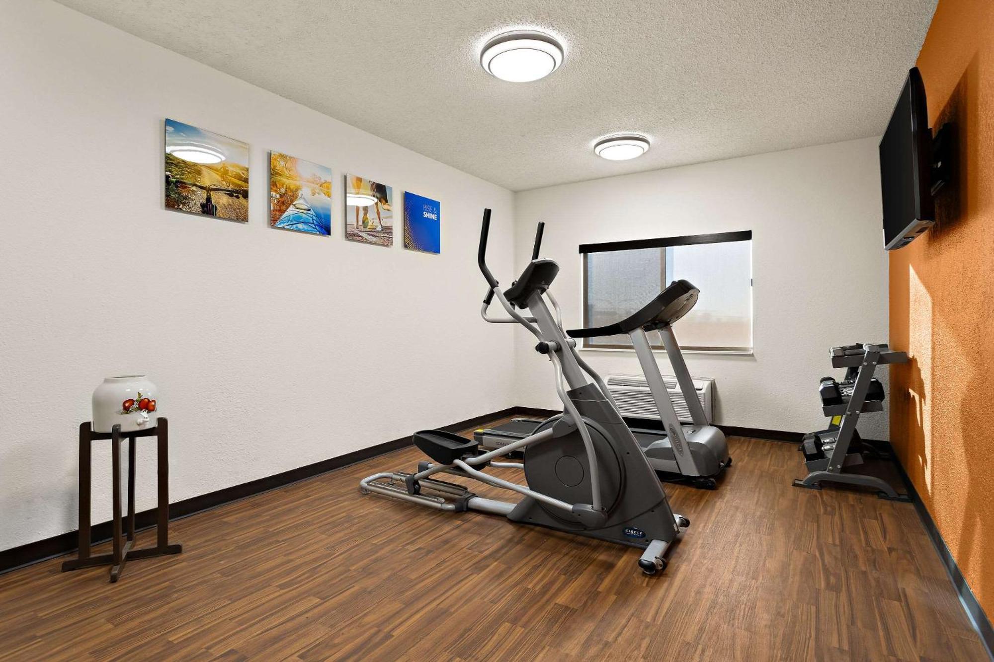 Comfort Hotel 2*